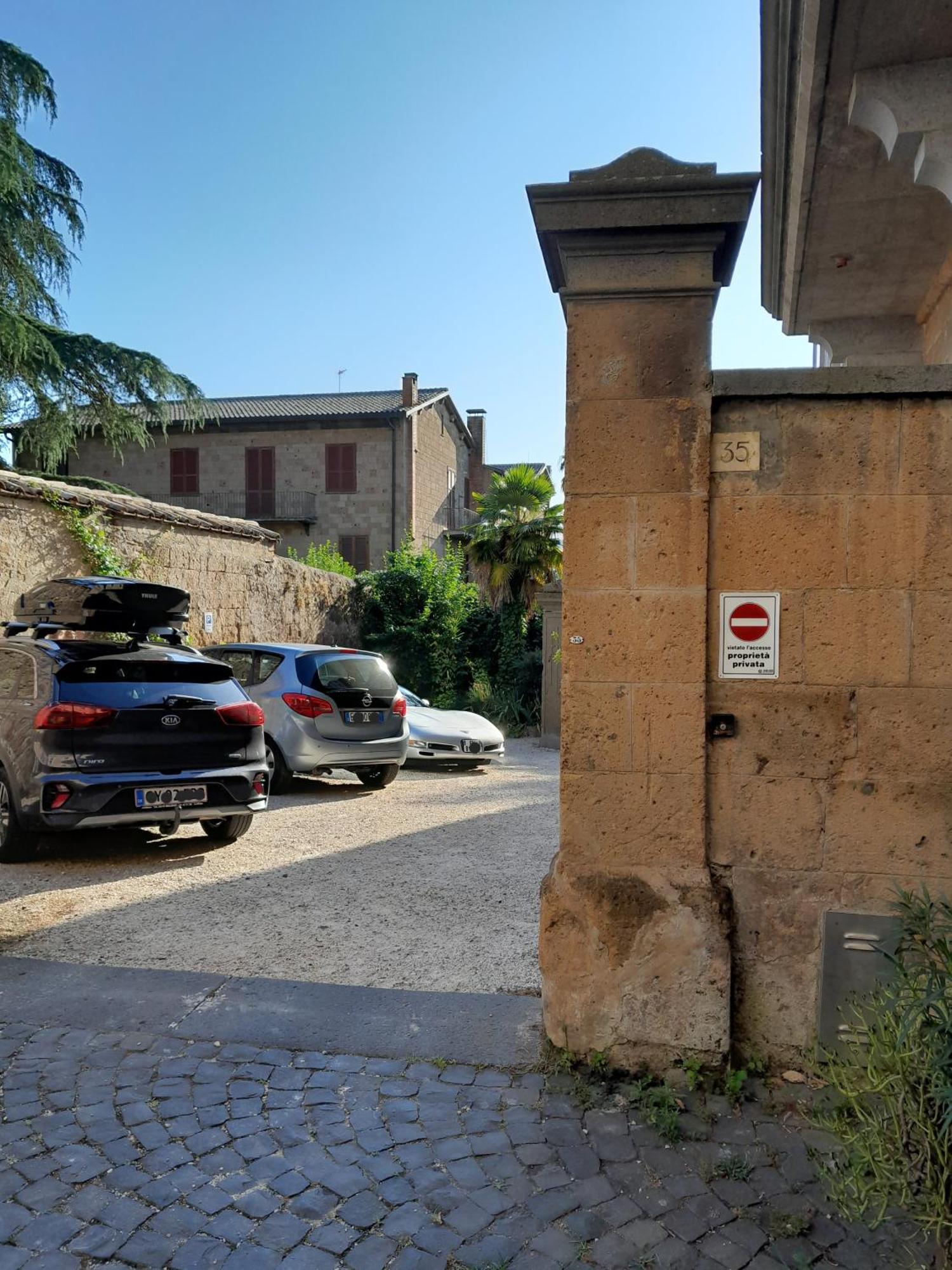 Porta Vivaria Orvieto- Private Parking Εξωτερικό φωτογραφία